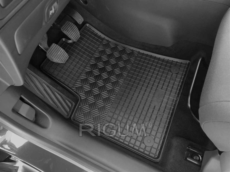 Гумени стелки или багажник Opel Crossland X след 2017г.
