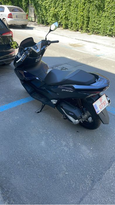 Honda pcx blue navy