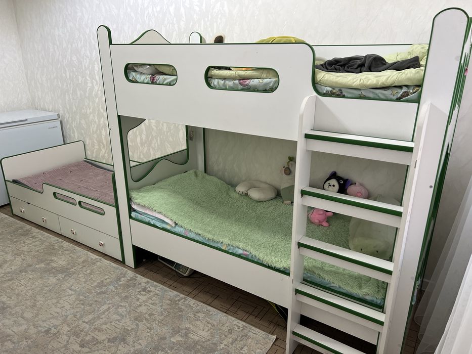 Детский гарнитур