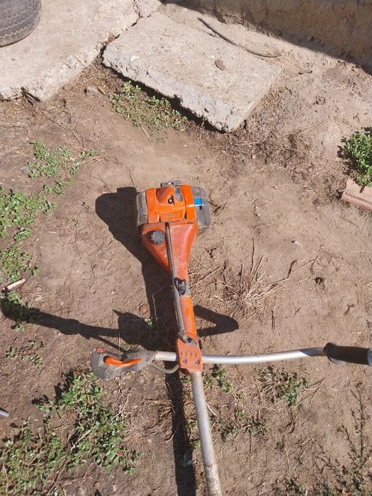 Vând motocoasa HUSQVARNA 545FXT