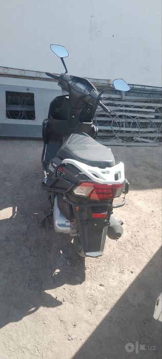 Moto sotiladi srochniy xolati ideal