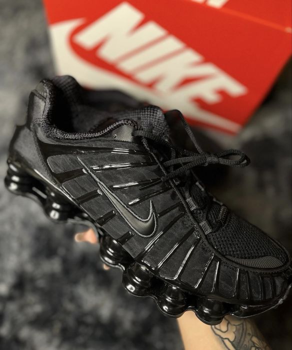 Nike Sportswear 'SHOX TL' {36-46}