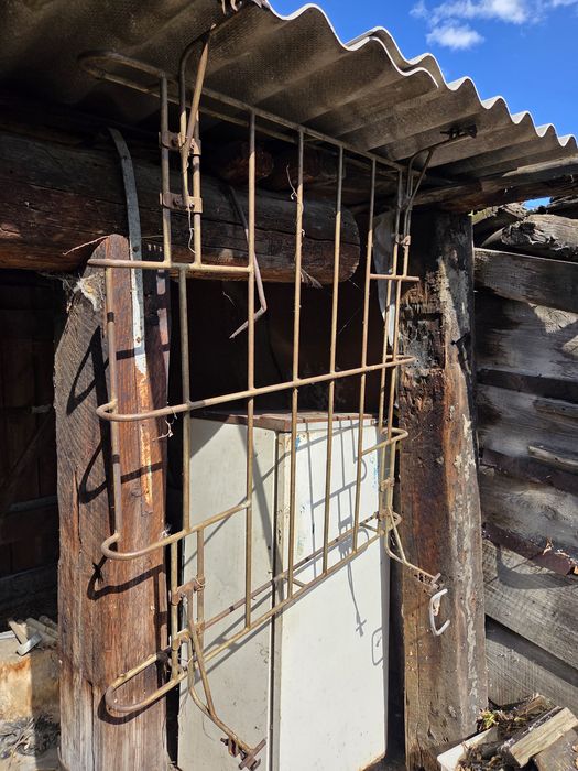 Продам багажник на крышу.