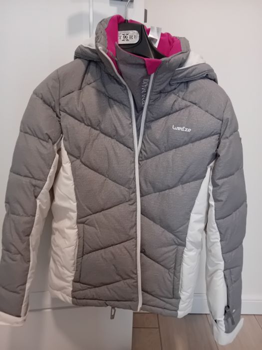 Geaca  ski fete ,mărimea 134-140 cm(10 ani),Dacathlon