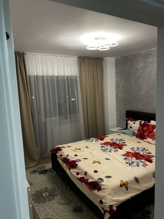 Vand apartament 3 camere, renovat