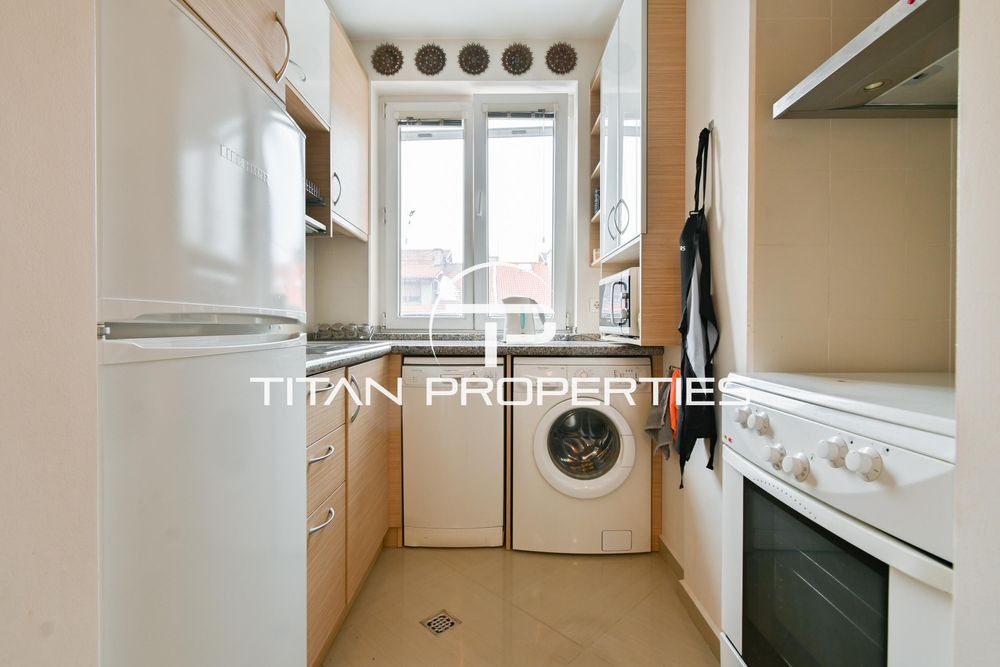 Дава се под наем Тристаен апартамент в София, Лозенец - 100 кв.м за 1000 € - Снимка #4