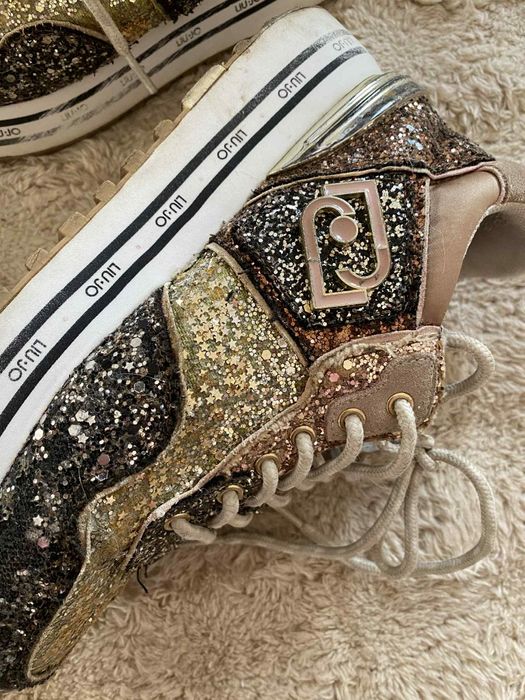 Оригинални сникърси на Liu Jo