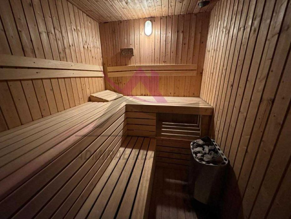 Лукс! Аристократичен дизайн! Къща+ вътрешен басейн- с. Кранево