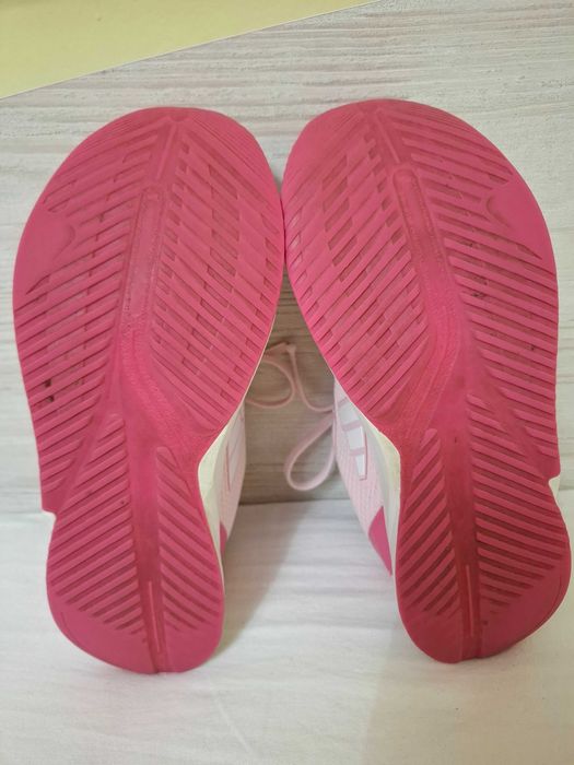 Маратонки адидас/adidas