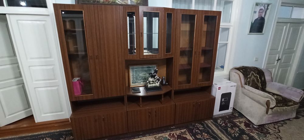 Книжный шкаф, стенка