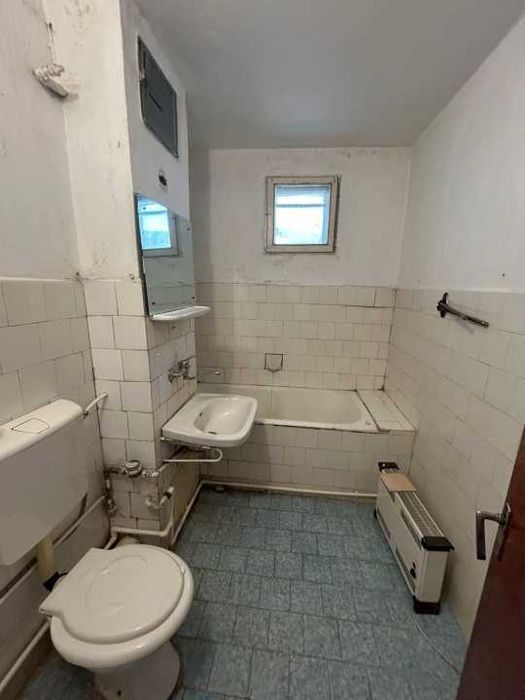 Etaj 2! Apartament 2 camere decomandat, Plantelor.