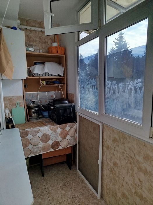 Нова  цена Продавам стая в Слънчев бряг  блока до пожарната в близост до автогара център  и недалеч от морето