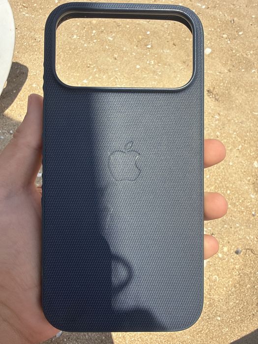 Iphone 17 pro max  techwovem case with magsafe
