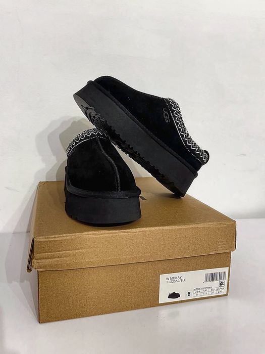 UGG Tazz Black 37
