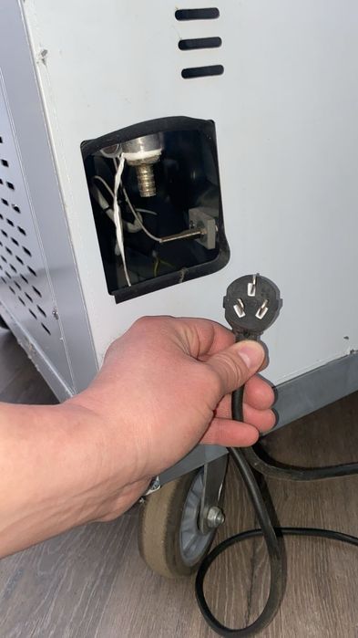 Продам печь и формы