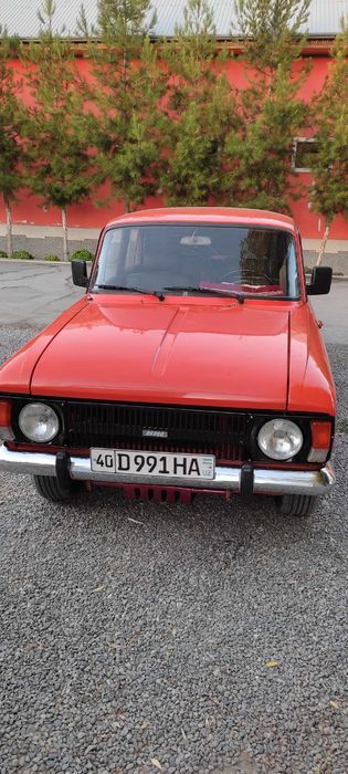 Машина масквич 412 сотилади