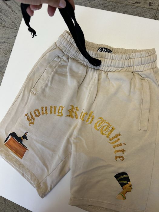 Pantaloni scurti Young & Rich