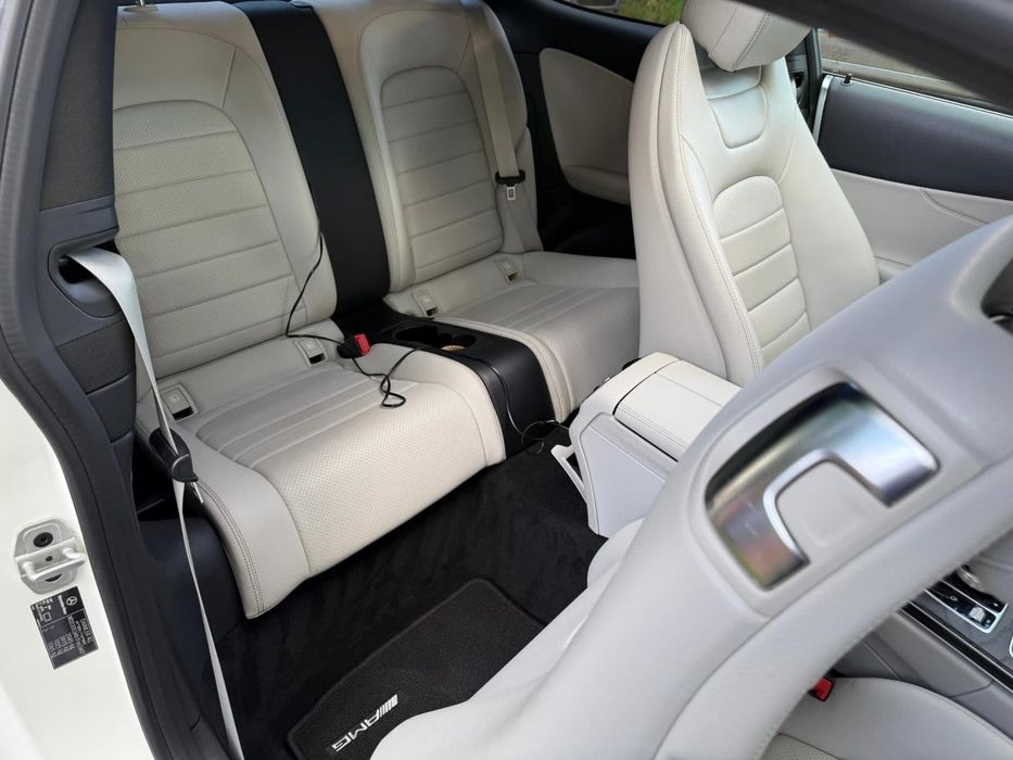 Mercedes-Benz C300   Coupe Pachet AMG An 2018