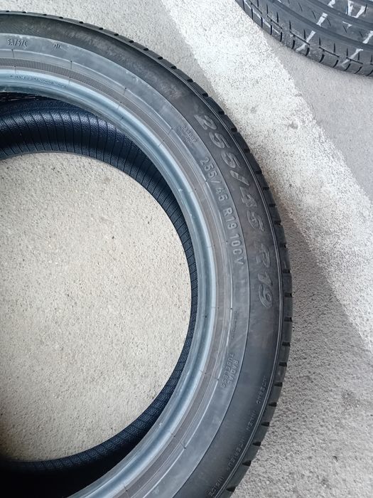 255/45/19;245/50/19