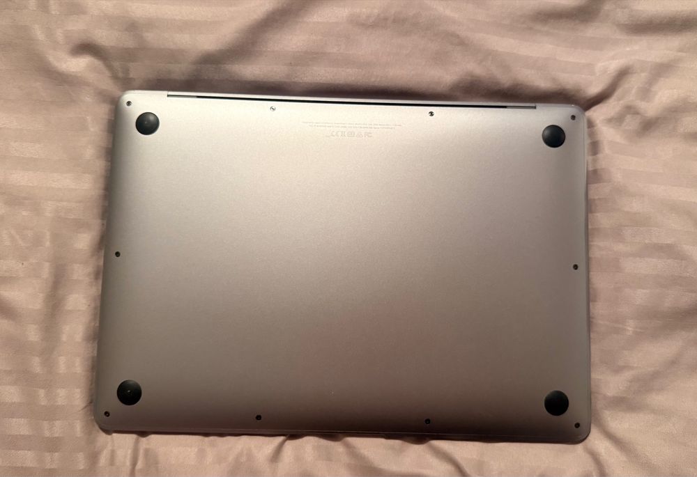 Macbook air 13 2018 год
