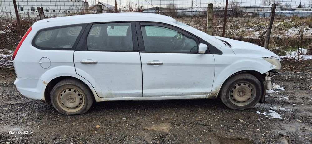 Dezmembram Ford Focus 1.6TDCI 2009