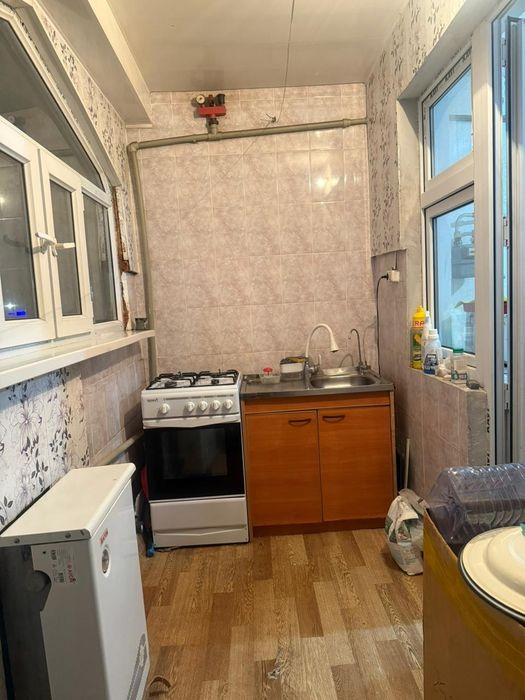 Продоються квартира