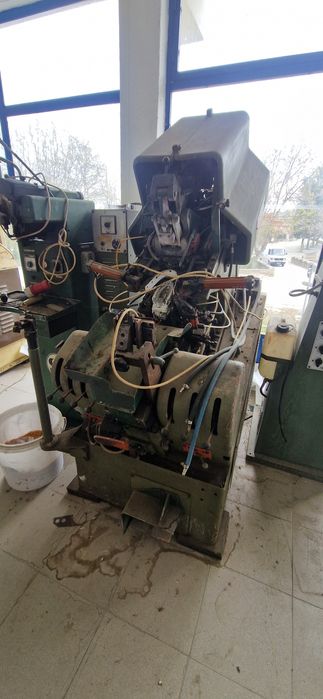 Машини и оборудване за обувна фабрика