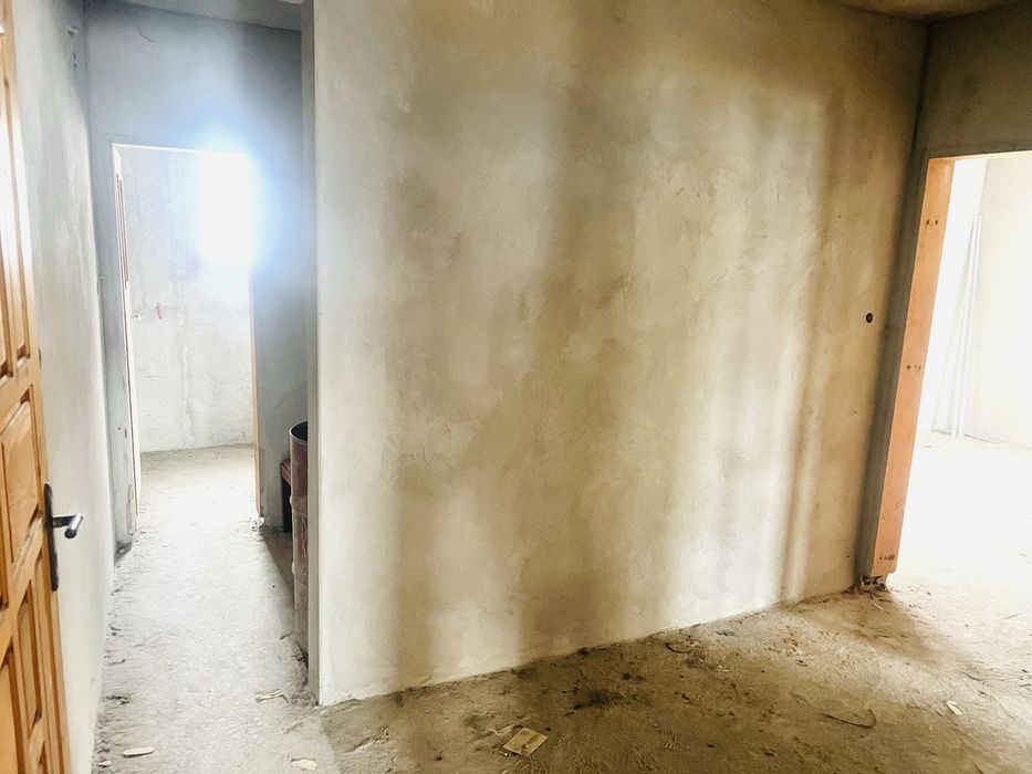 Продава се Четиристаен апартамент в с. Кисийците, Област Габрово - 200 кв.м за 310 €/кв.м - Снимка #3