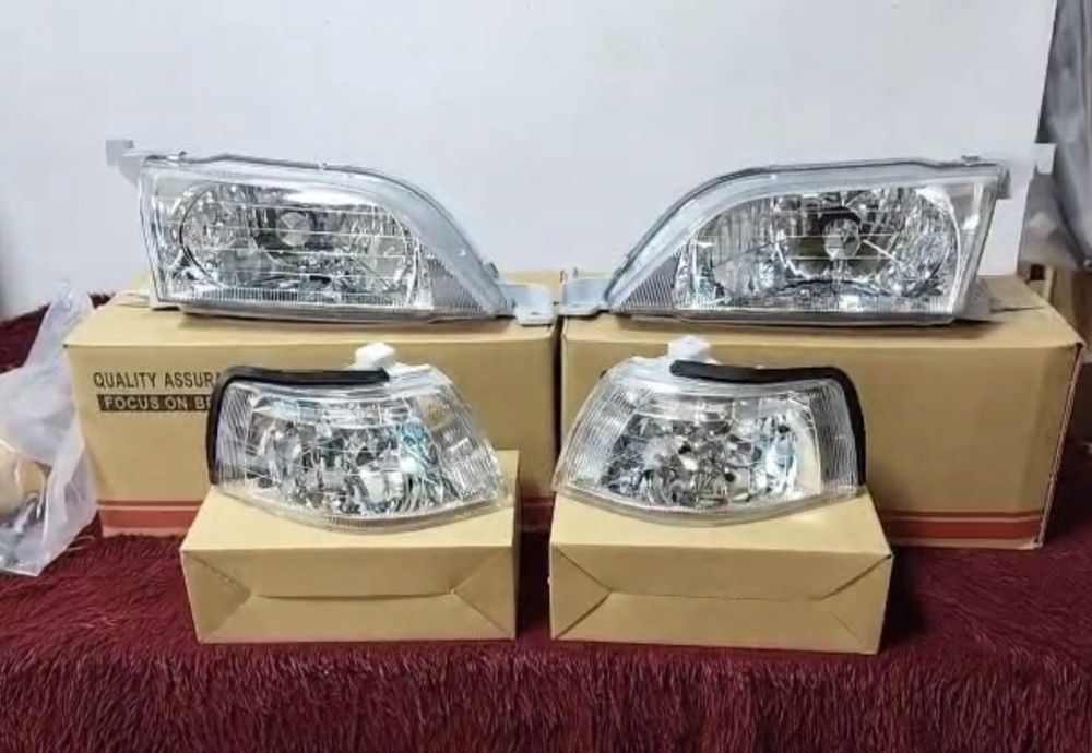 Комплект фар тойота vista sv40