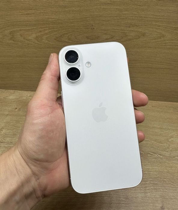 iPhone 16  ALB  Totul Original