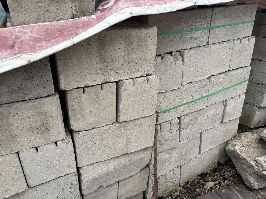 Продам пескоблоки ,цена договорная