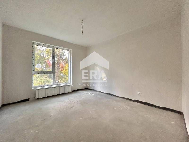 Продава се Четиристаен апартамент в София, Бояна - 169 кв.м за 2010 €/кв.м - Снимка #5