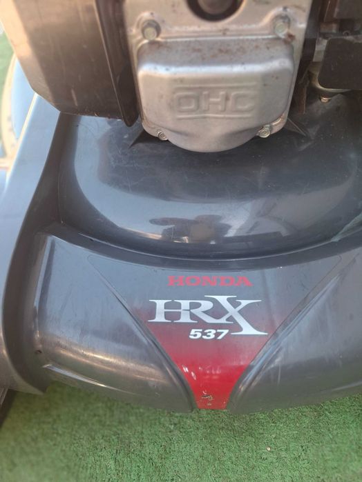 Бензинова самоходна косачка Honda HRX 537