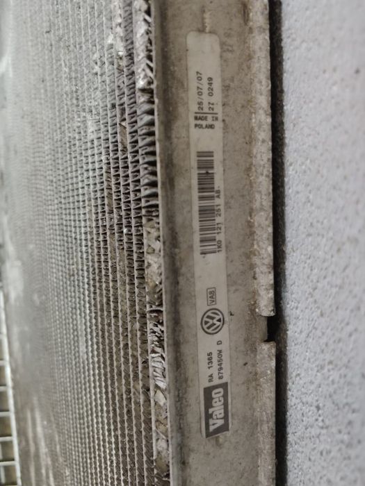 radiator apa 1.6 tdi 1.9 tdi 2.0tdi  vw golf 5 1k audi a3 8p seat leon skoda octavia 2 1k0121251ab