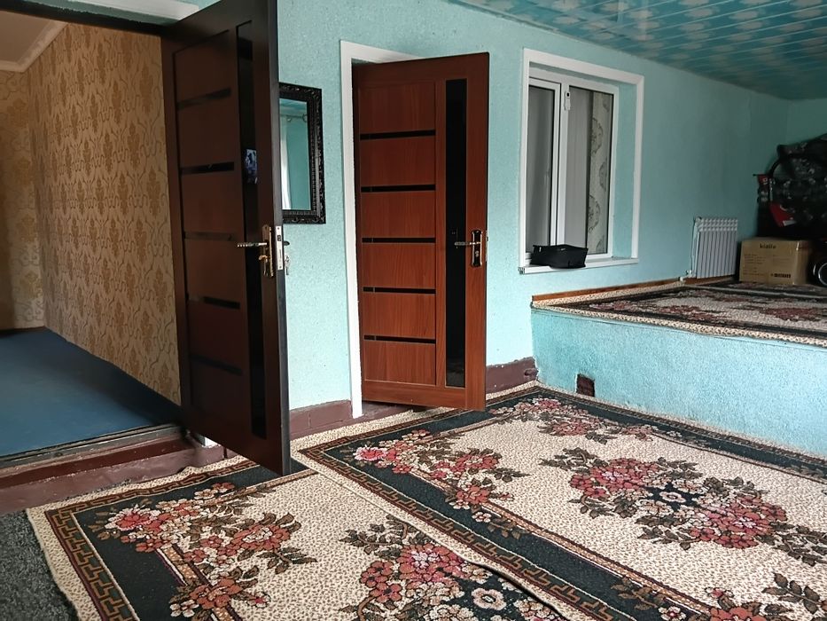 Uy hovli sotiladi obmen bolad