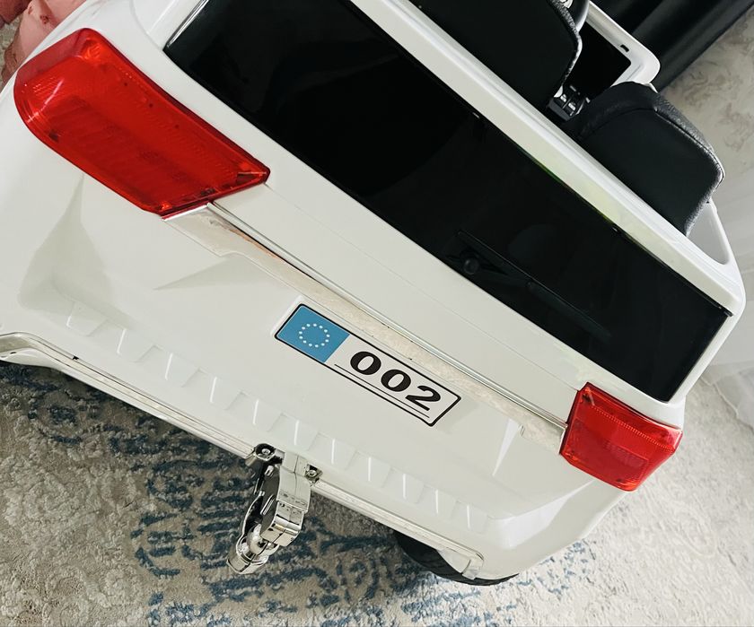 Продам  В хорошем состояний  Лексус