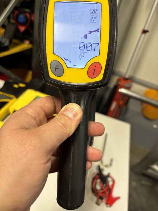 Exicat i750 Detector utilitati canalizare gaz apa curent fibra optica