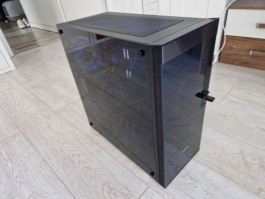 Unitate PC pentru editare video