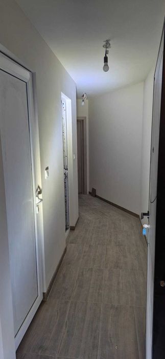 Продава се Двустаен апартамент в Велико Търново, Бузлуджа - 71 кв.м за 611 €/кв.м - Снимка #3