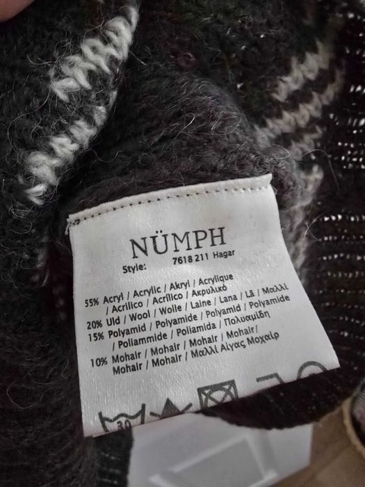 Пуловер с вълна и мохер Nümph в отлично състояние
