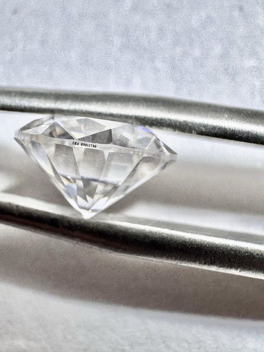 Диамант 2 карата , мойсанит за бижу и подарък