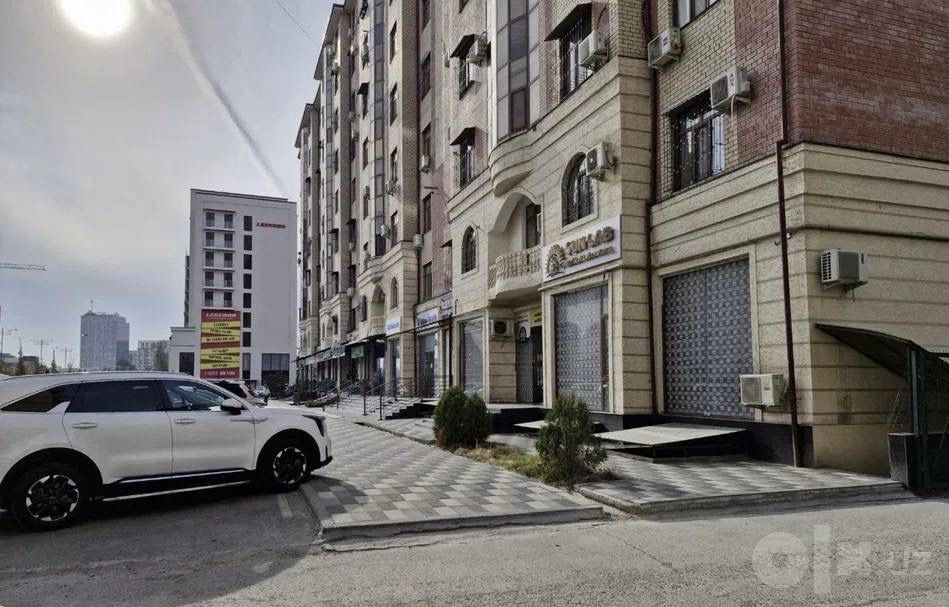Продается помещение Ор-р: ул. Махтумкули 260м2