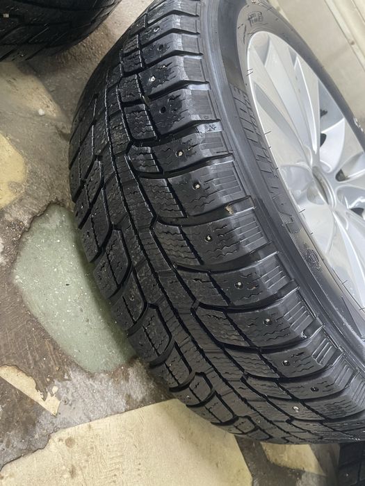 Комплект резины Мишлен на дисках бмв