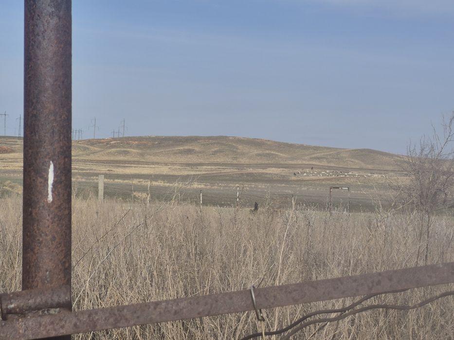 Дача на бутак2. Взади Акжар2