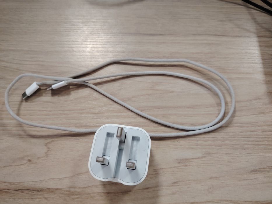 Зарядчик айфон оригинал