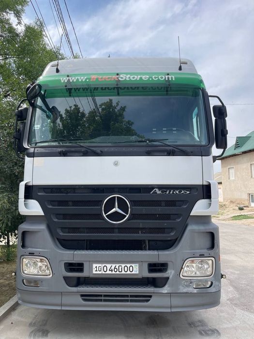 Тягач Мерседес актрос