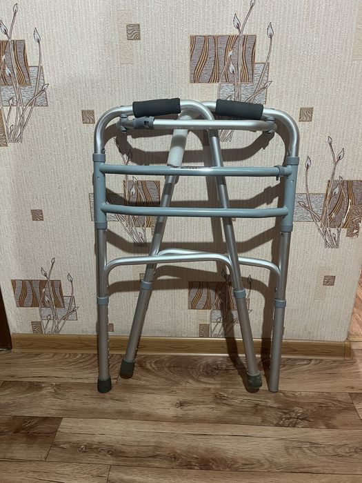 Продаются Ходунки