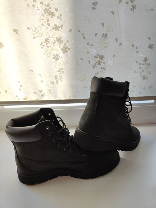 Ботинки Timberland, размер 40, новые, продам,