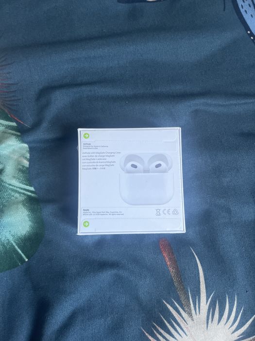 Casti Apple Airpods 3 noi noute cu factura