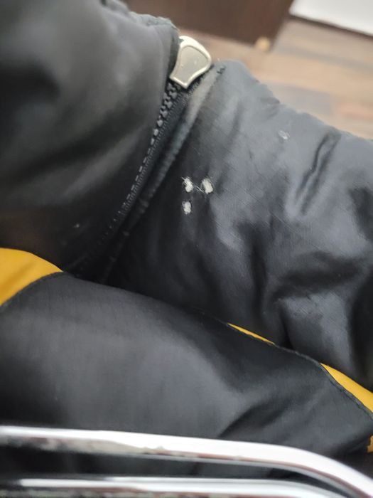 Geacă de iarnă neagră matlasată Burberry London – Mărimea 2XL